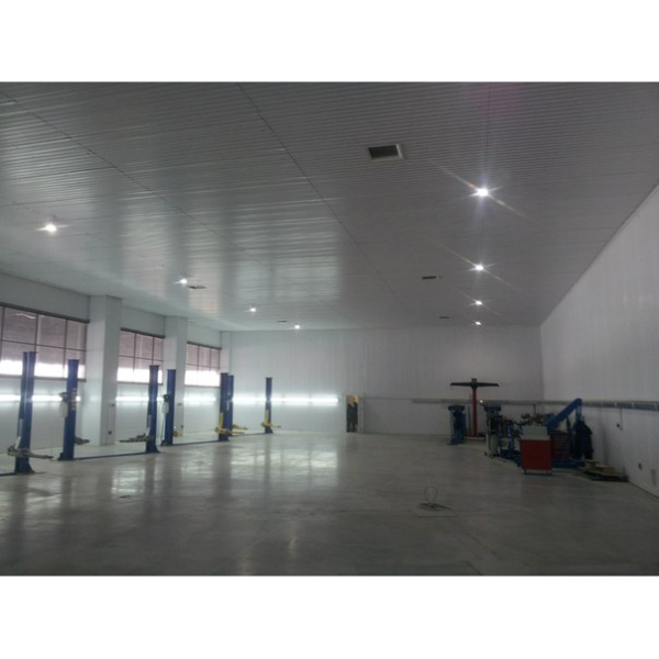 Yalangoch poyezd konduktorlarining pornografik fotosuratlari toplami